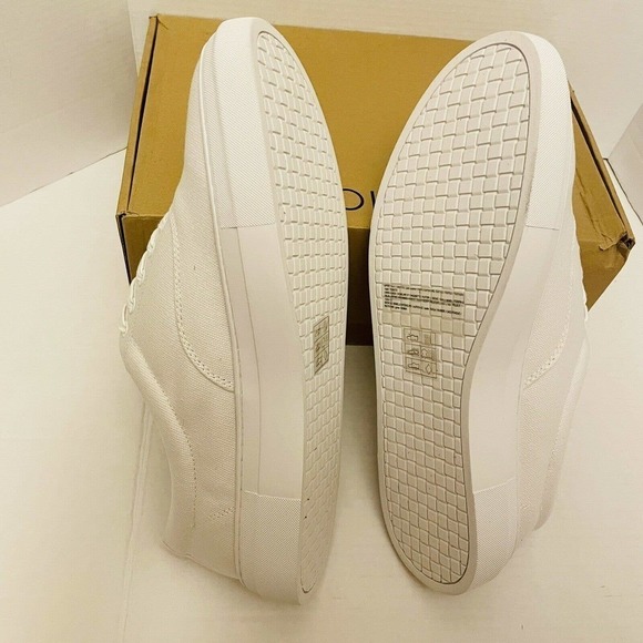 206 Collective Men's Mark Lace Up Canvas White Sneaker Various Sizes. - Picture 6 of 8
